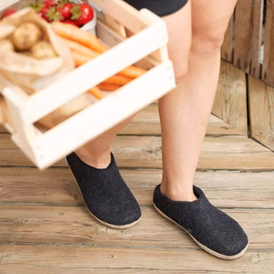 Slip-on with leather sole - Charcoal 2